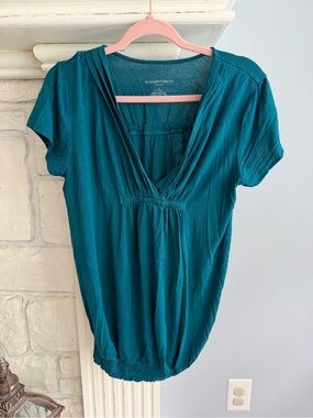 Liz Lange Teal Empire Waist Maternity V-Neck Short Sleeve Top
